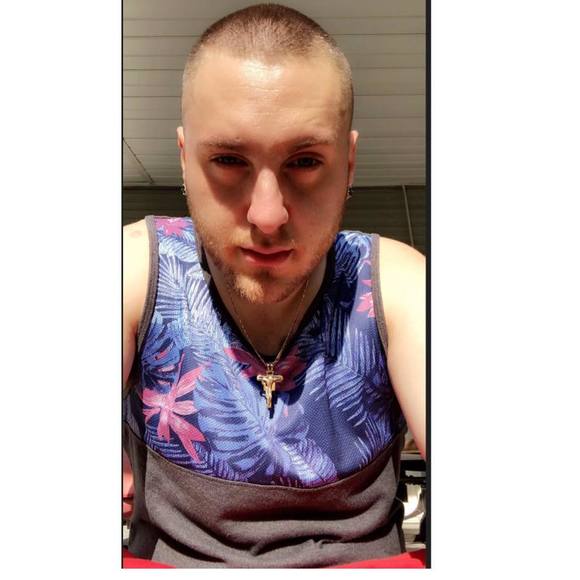 Meet your Posher, Stèfano - Picture 1 of 1